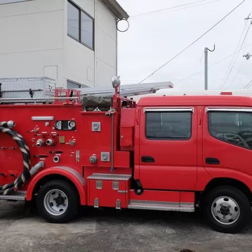 日野デュトロ 消防車 Wキャブ 4WD 5速 モリタ製 水槽付のサムネイル