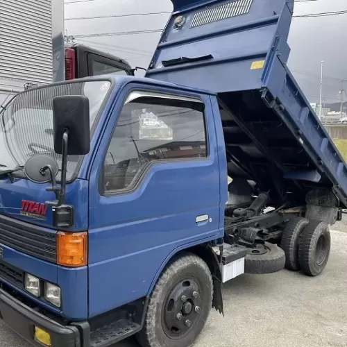 マツダ タイタン 2ｔダンプ ’91年 ブルーのサムネイル